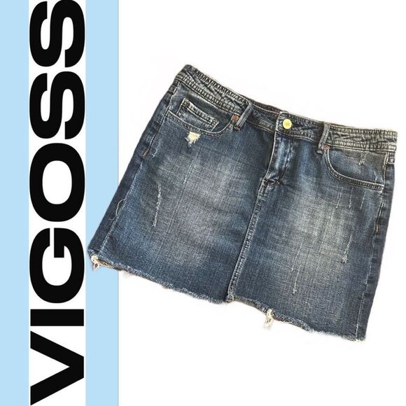 VIGOSS Distressed Blue Denim‎ Mini-Skirt - Size 9 - Picture 1 of 2